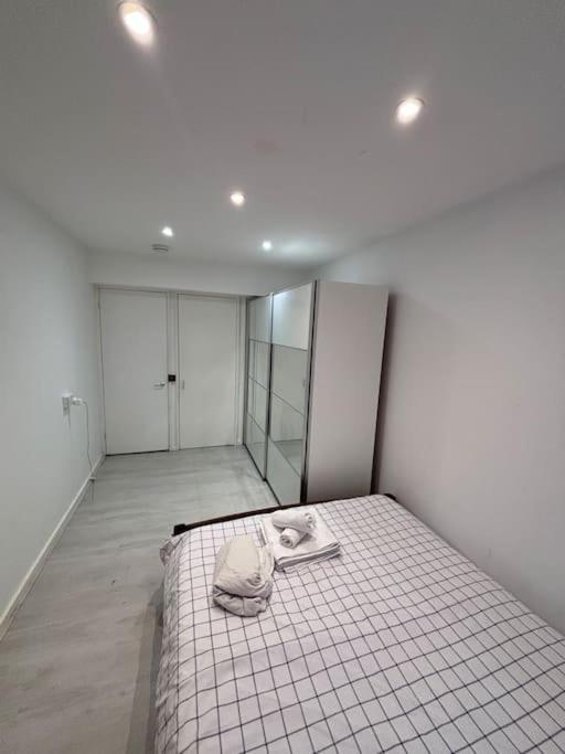 Apartment Cosy In Quiet Location *